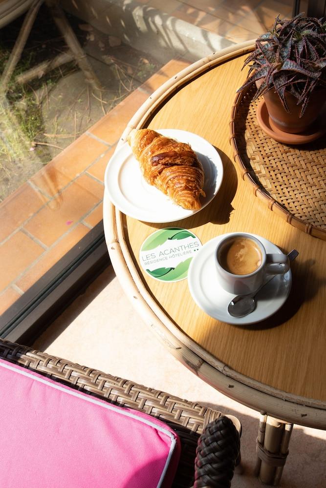 Residence Hoteliere les Acanthes