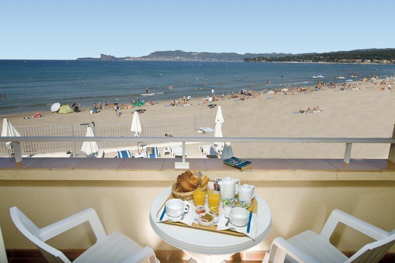 Hotel Au Tapis De Sable