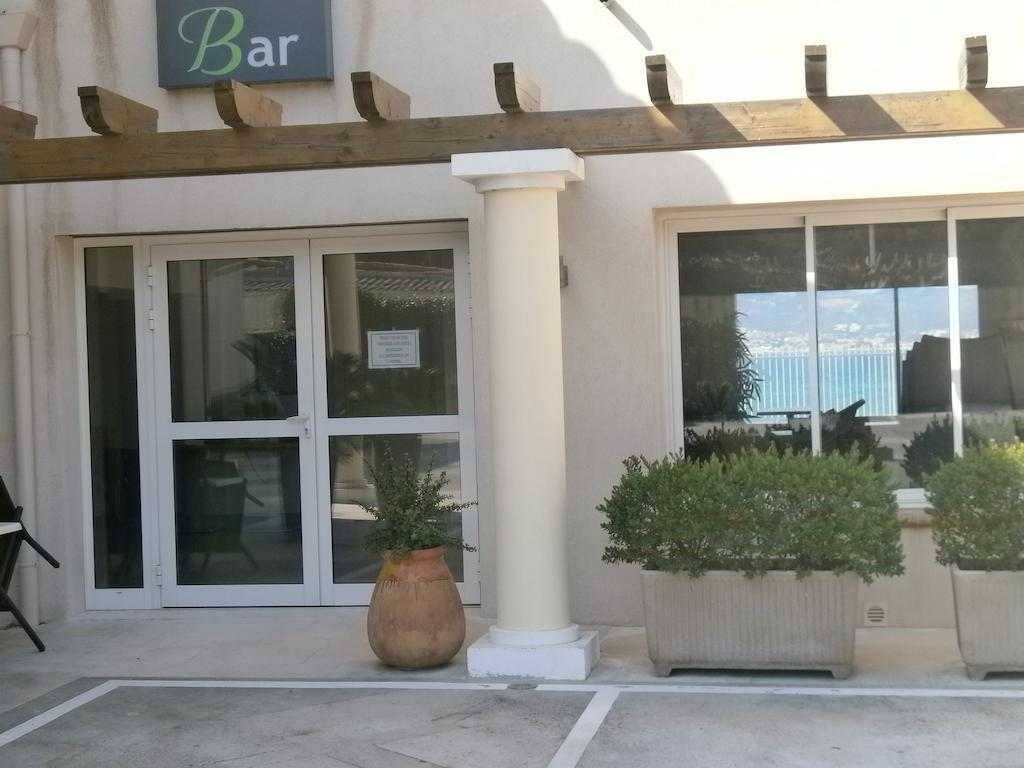 Hotel Au Tapis De Sable