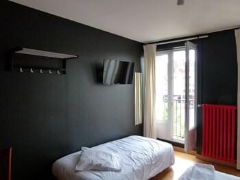 Victor Hotel