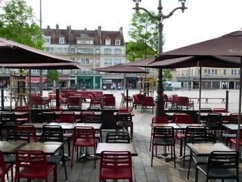 Victor Hotel