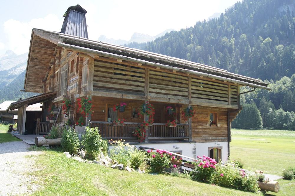 Les Fermes De Pierre Et Anna