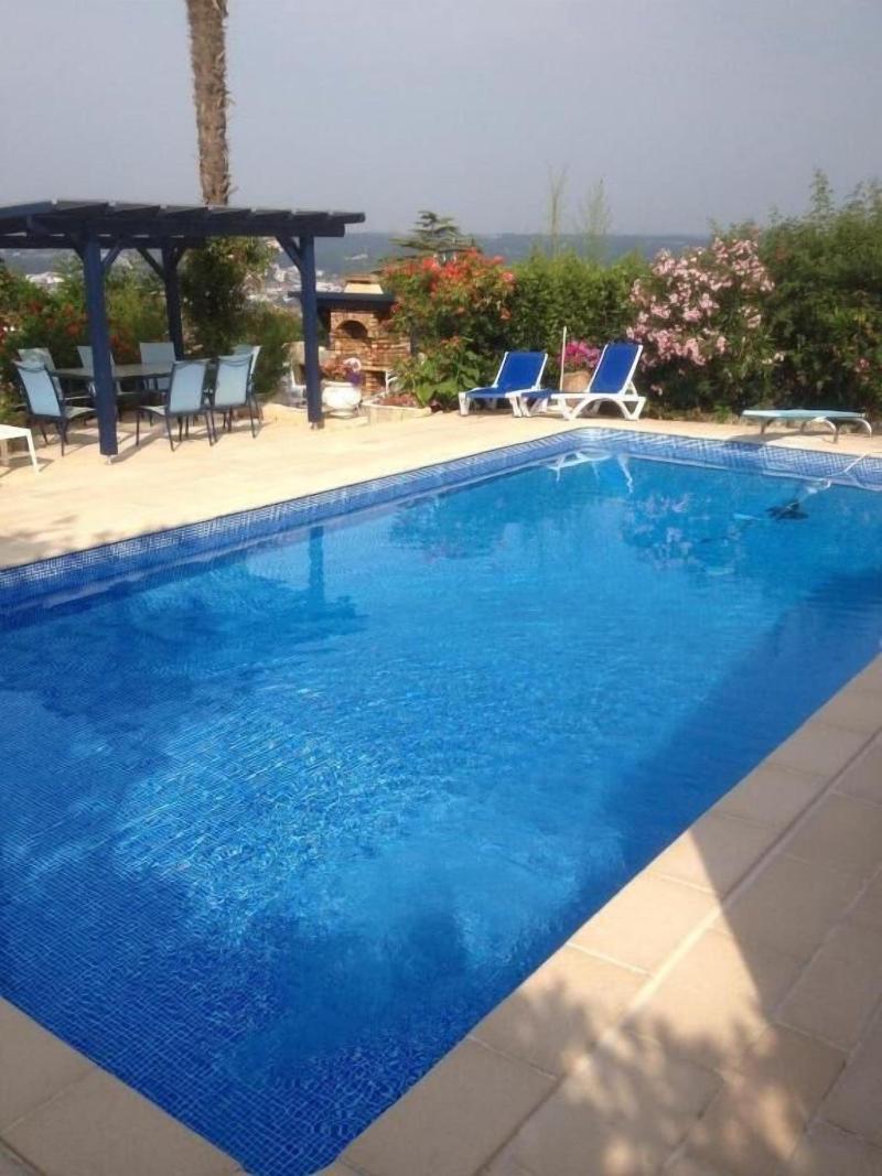 Villa Erresinolettean