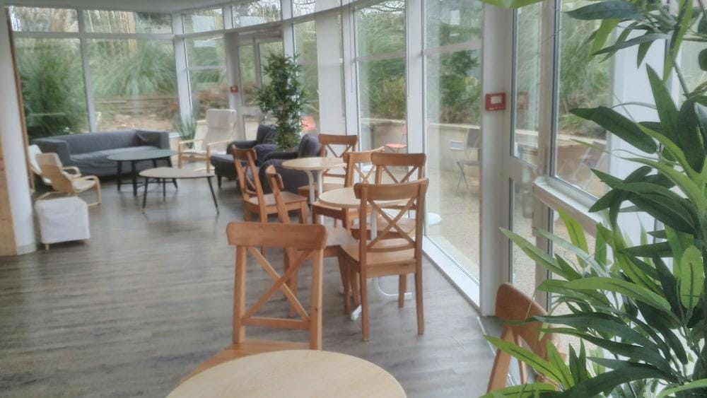 Le Manoir Des Tourelles