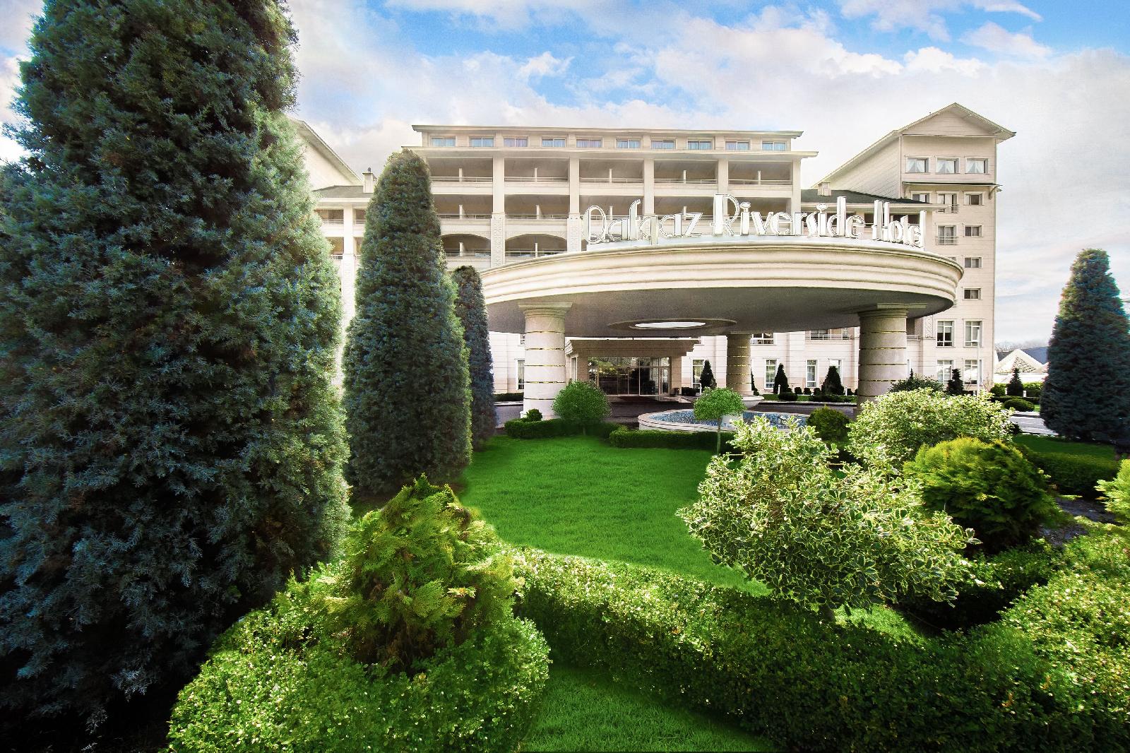 Qafqaz Riverside Hotel