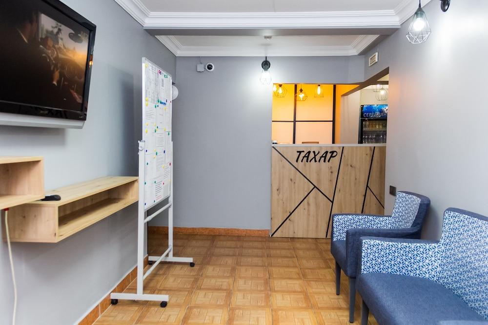 Hotel Tahar