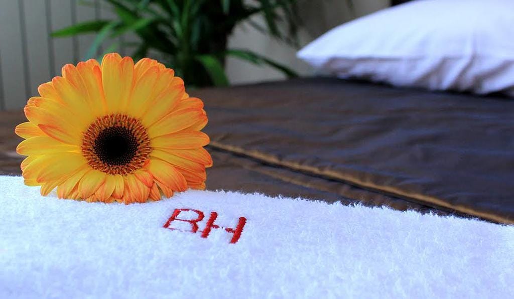 Benefice Mini-Hotel & Tours