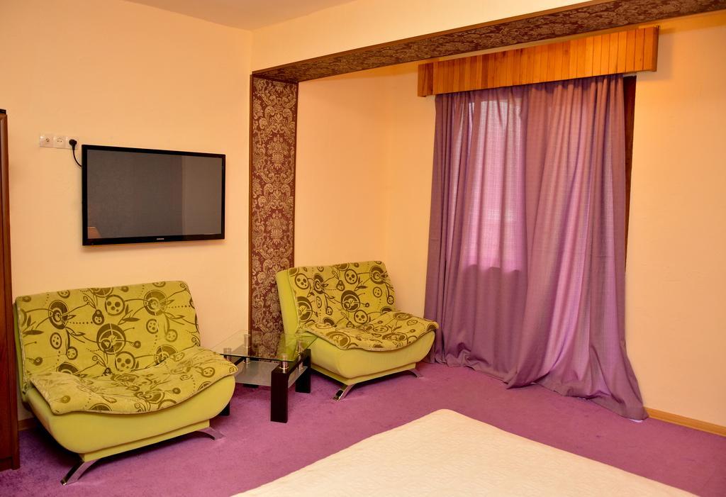 Sanahin Bridge Hotel