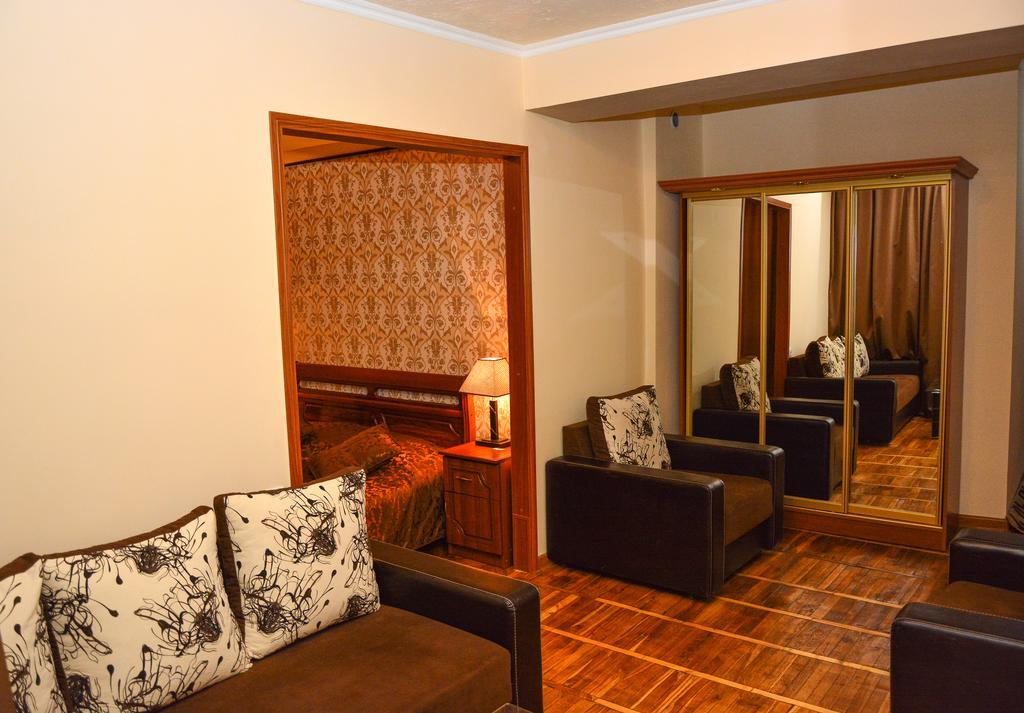 Sanahin Bridge Hotel