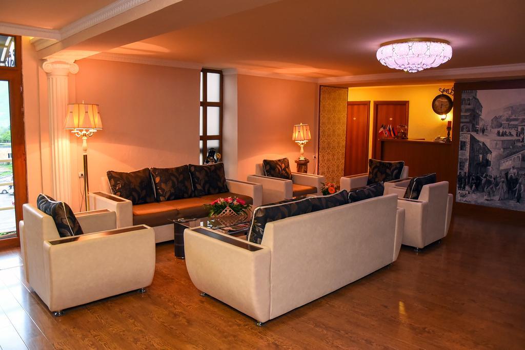 Sanahin Bridge Hotel