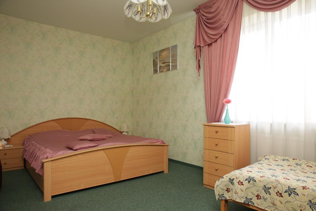 Linas Hotel