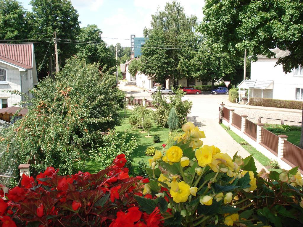 Linas Hotel