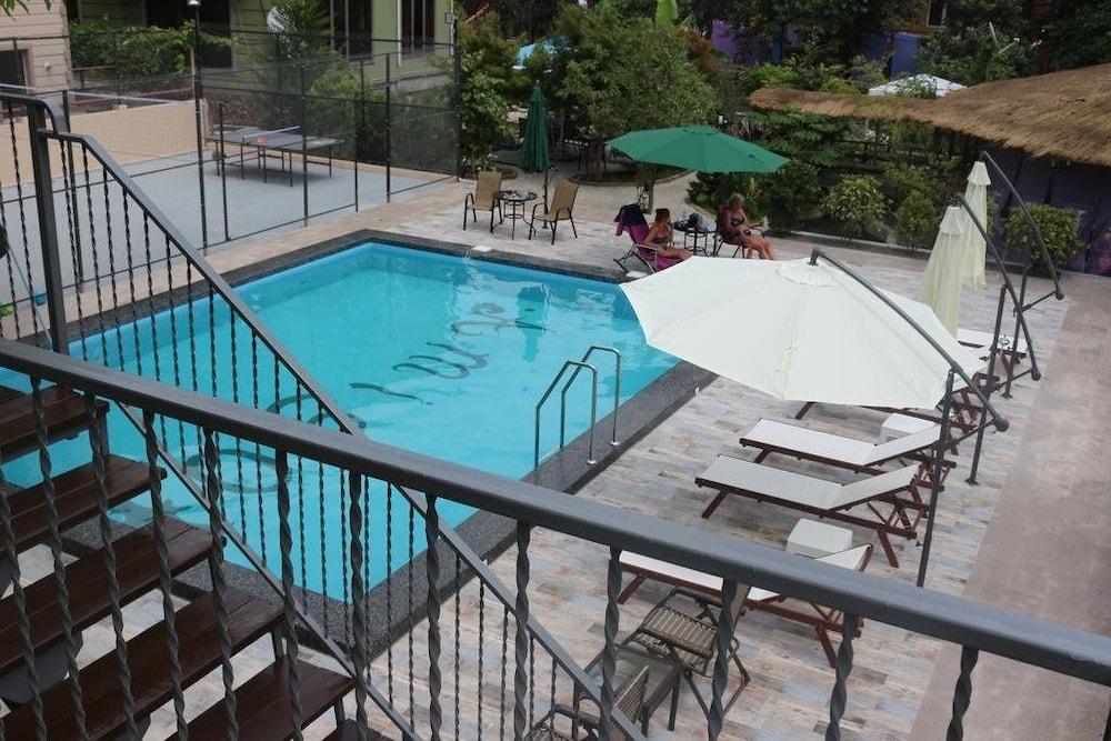 Hotel Amigo I