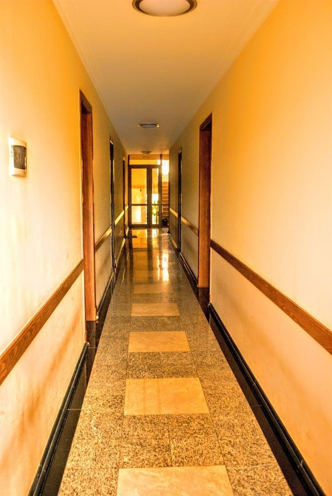 Hotel Amigo I