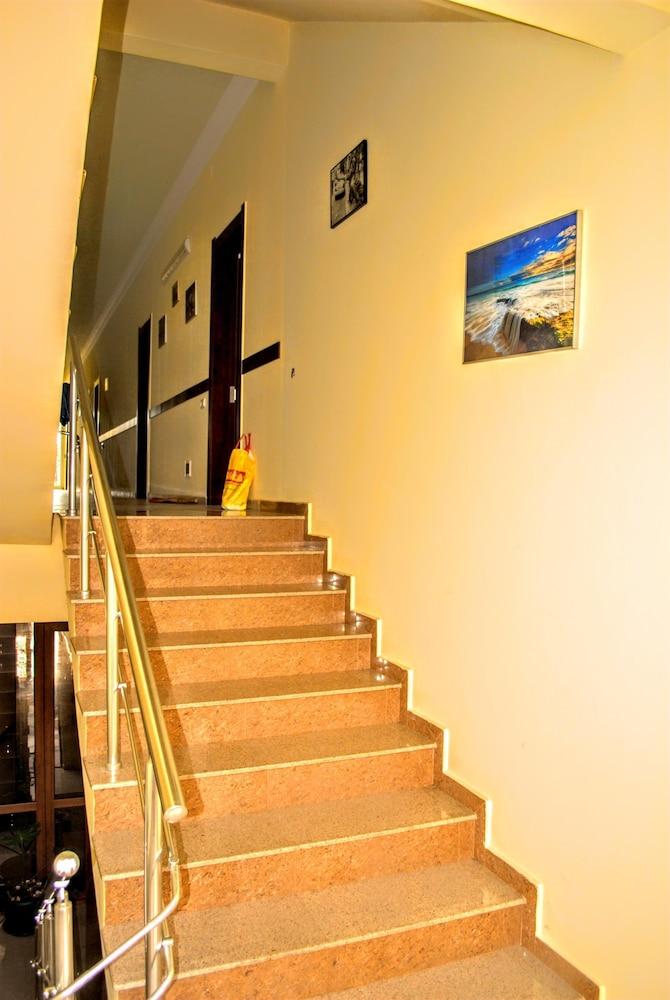 Hotel Amigo I