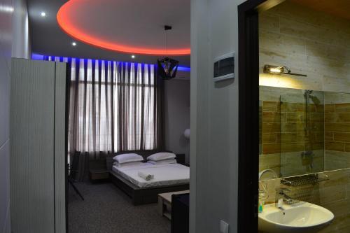 Kent Hotel