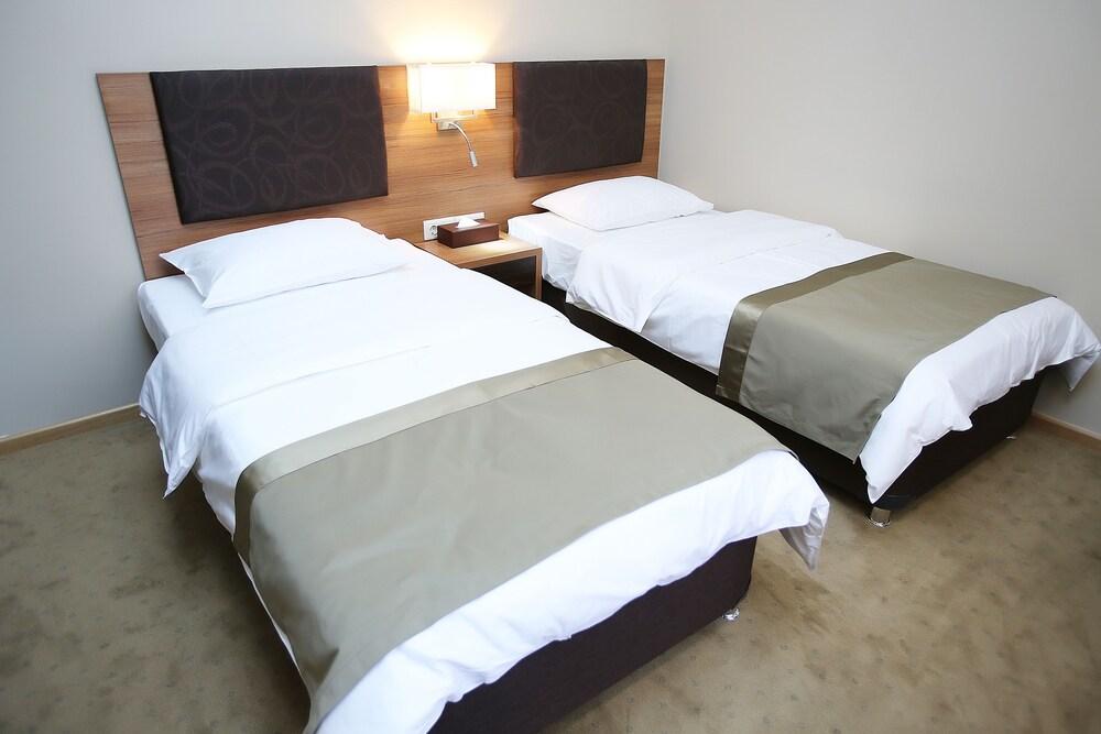 Tskaltubo Plaza Hotel & Resort