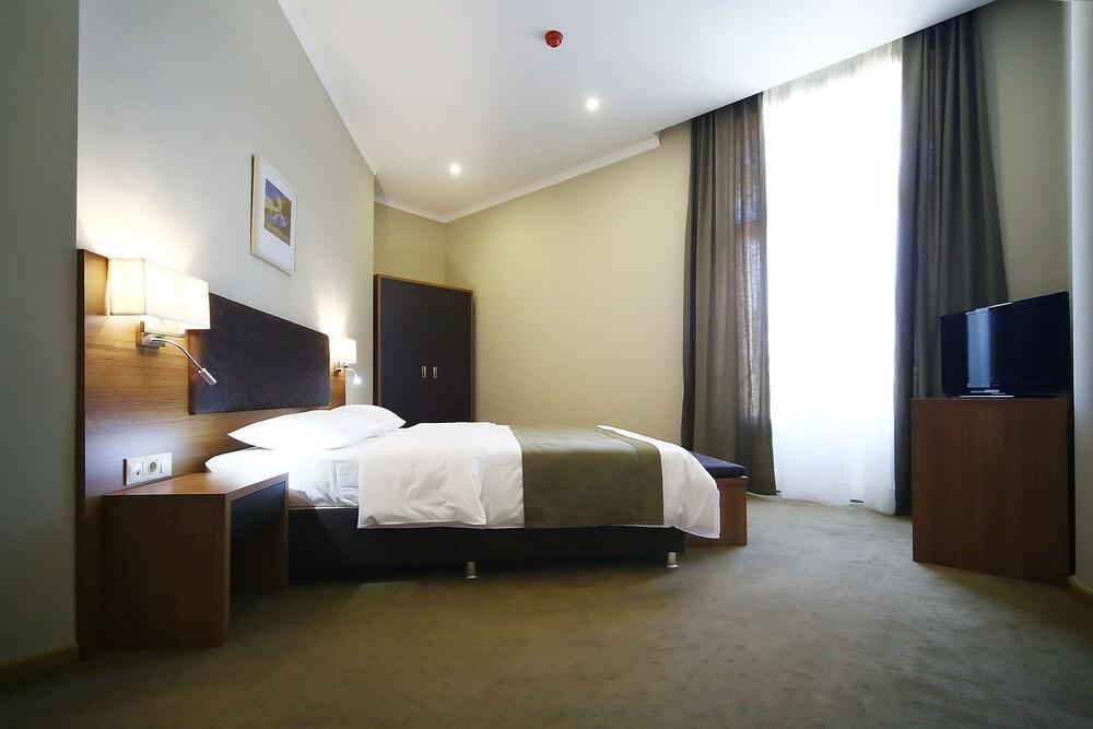 Tskaltubo Plaza Hotel & Resort