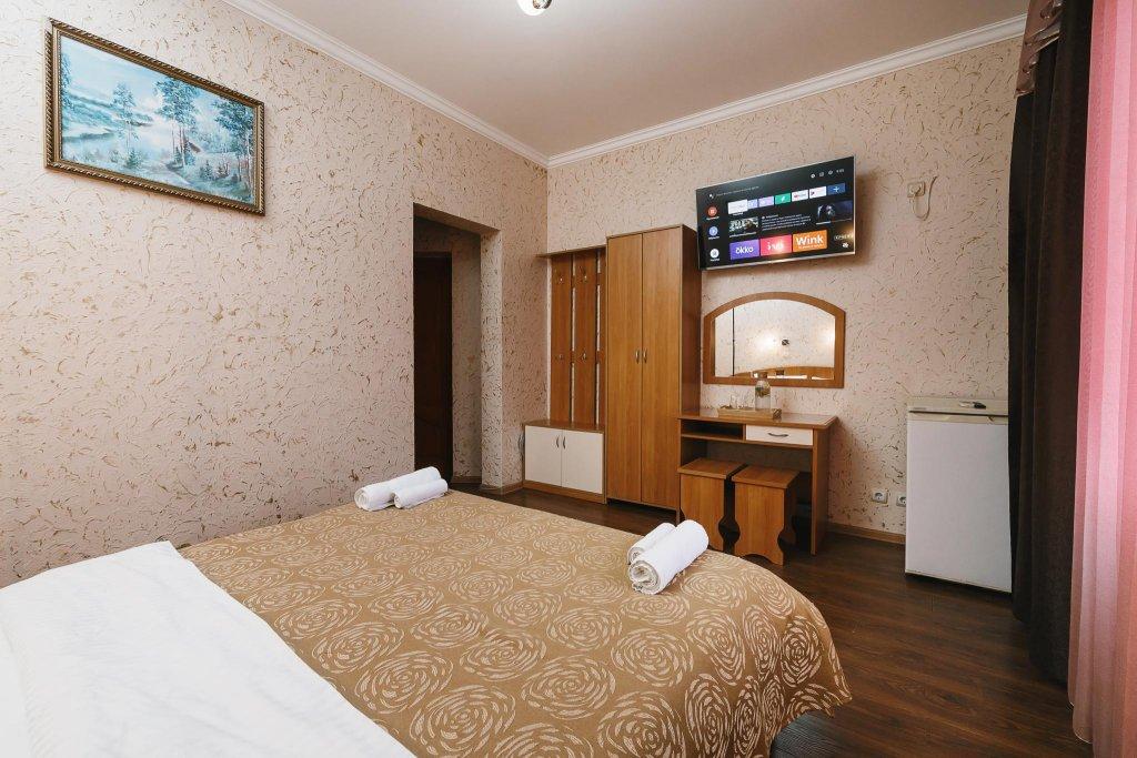 Lera Guesthouse