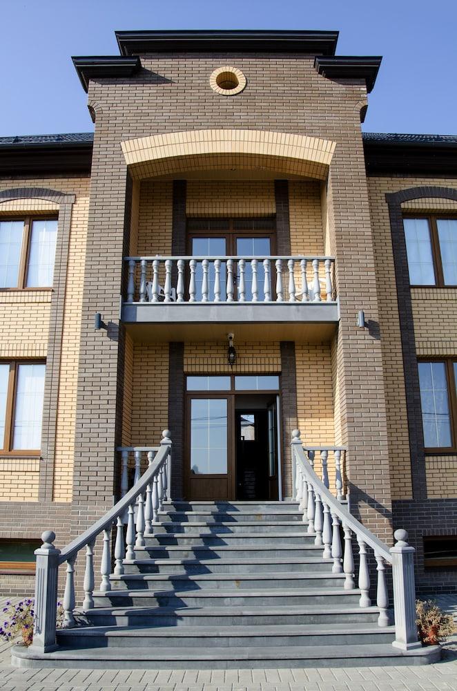 Medovo House Kotlyakovo