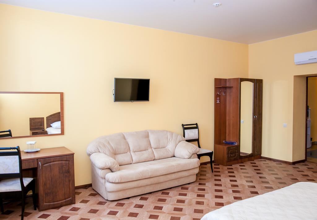 Korona Hotel