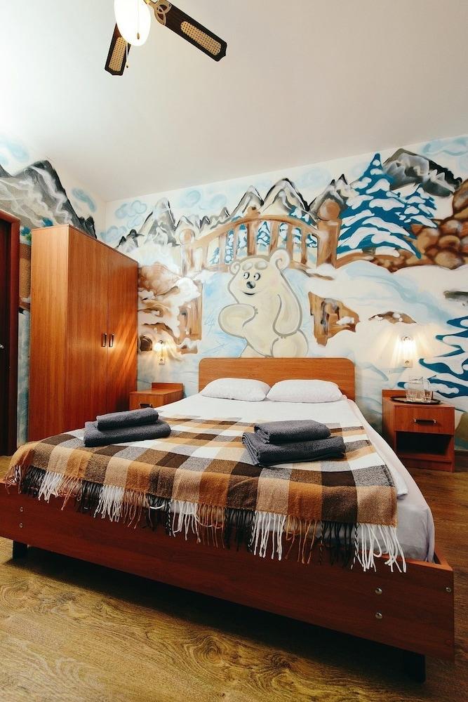 Iceberg House