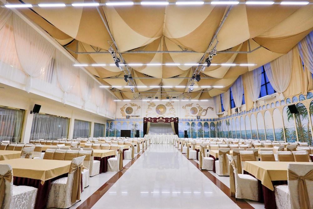 Abu Dagi Hotel