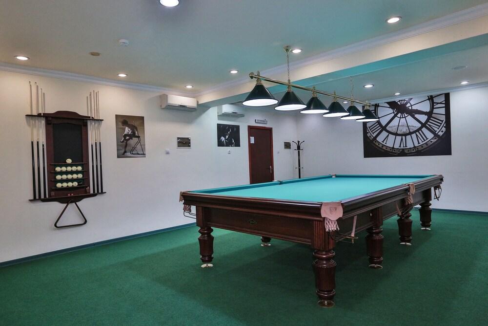 Abu Dagi Hotel
