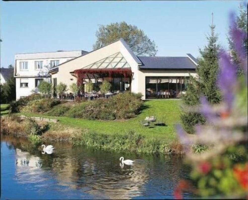 Hotel des Bords De L'ill