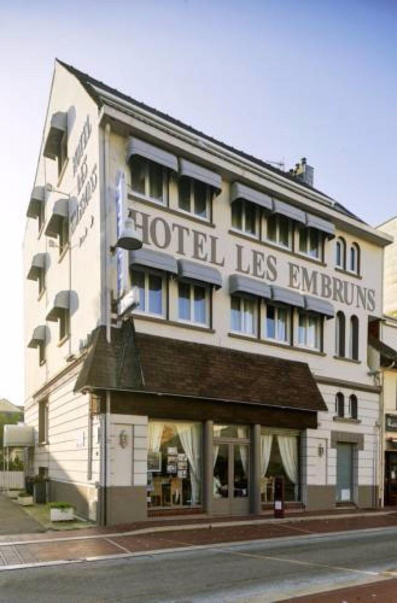Les Embruns