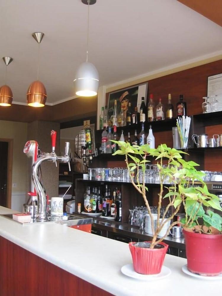 Hotel Restaurant Rive Gauche