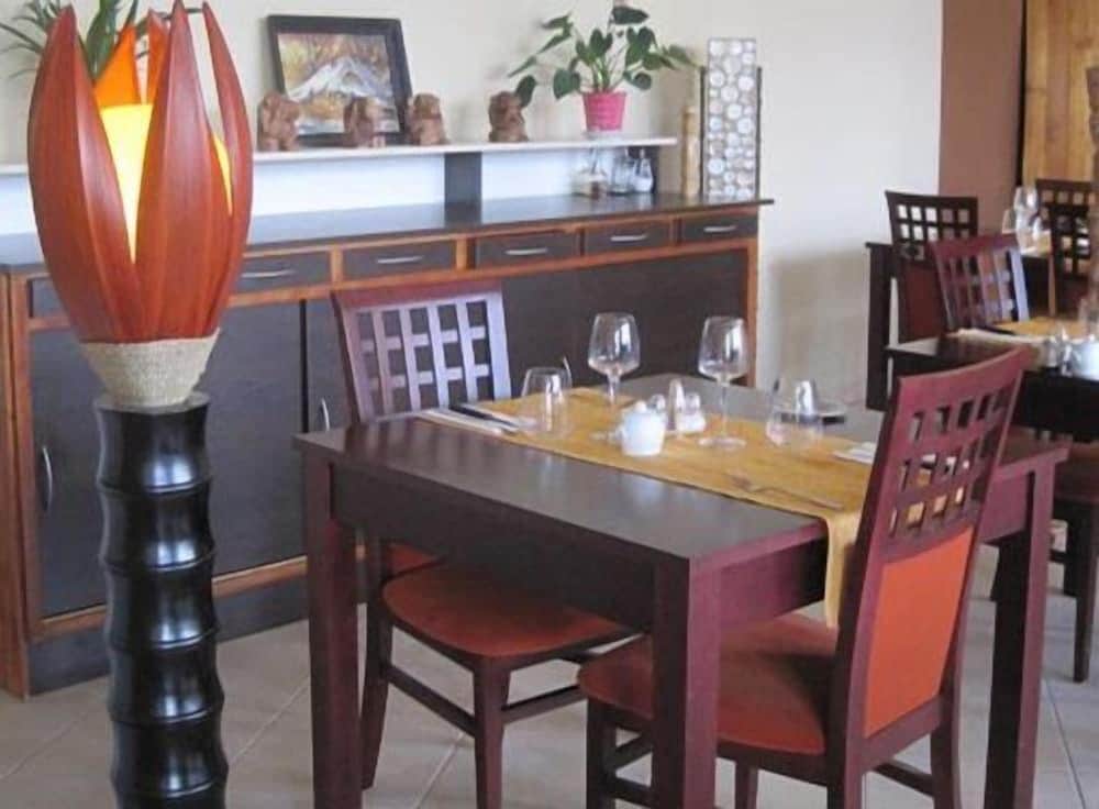 Hotel Restaurant Rive Gauche