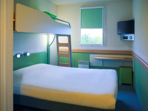 ibis budget Niort Est La Creche
