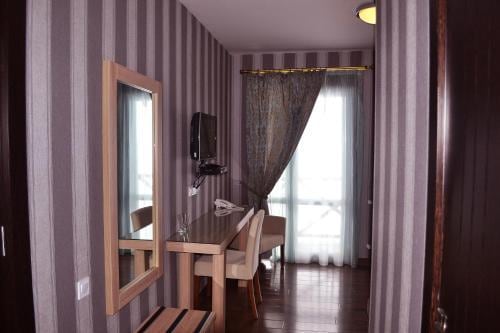 Edelweiss Hotel