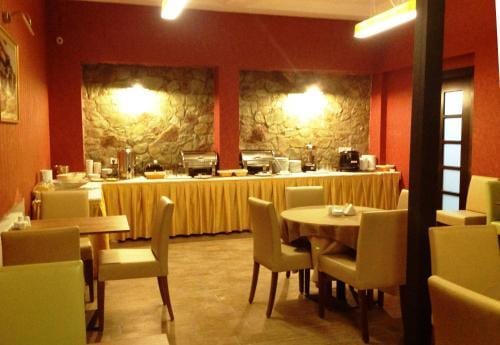 Edelweiss Hotel
