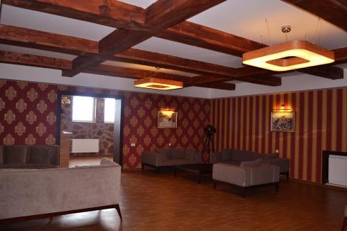 Edelweiss Hotel