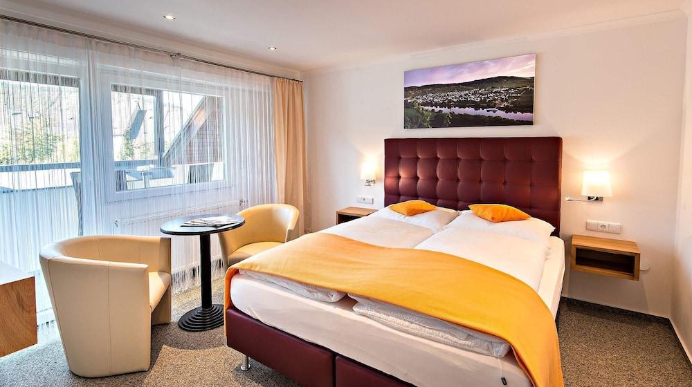 Hotel Weinhaus Weis