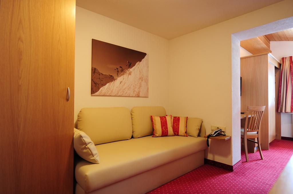 Hotel Toni