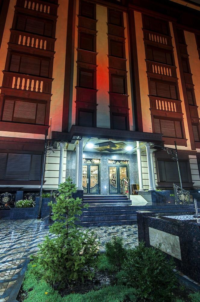 Royal Residence