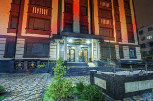 Royal Residence