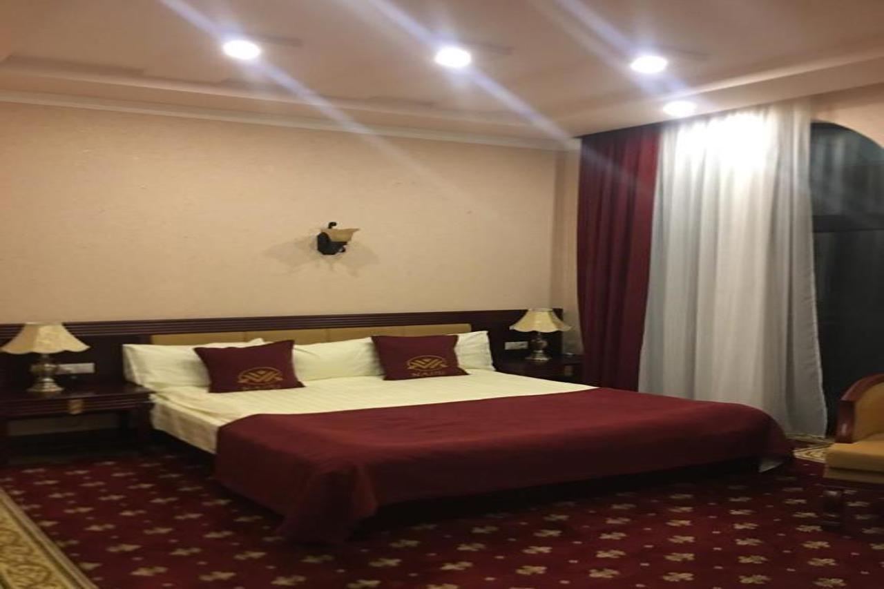 Nairi Hotel