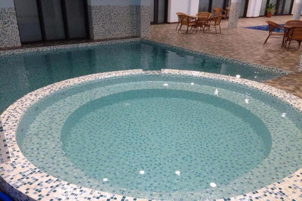 Nairi Hotel
