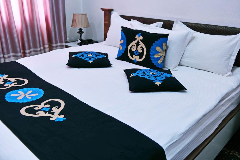 Rohat Hotel
