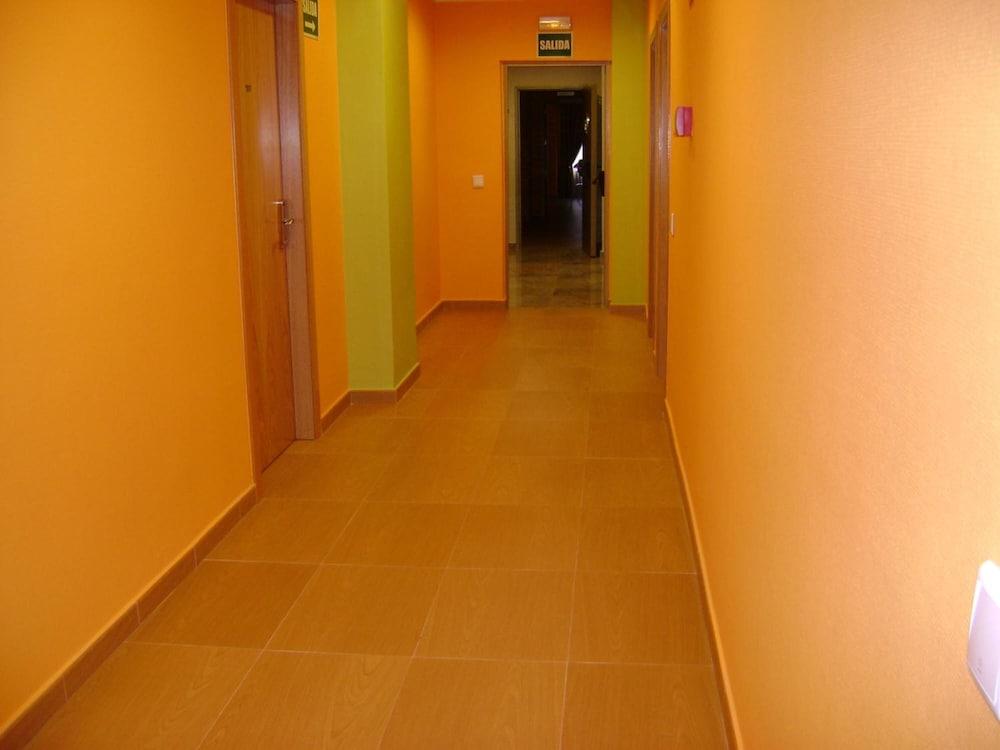 Hostal Jijones