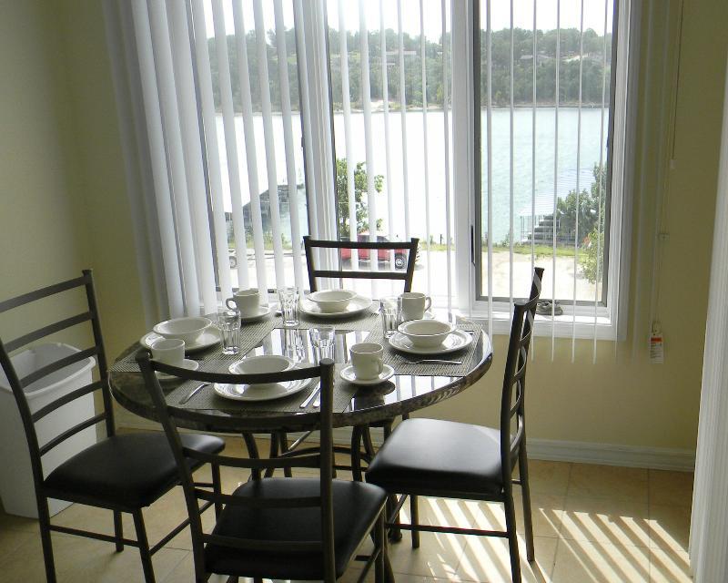 Table Rock Resorts At The Rocks Resort
