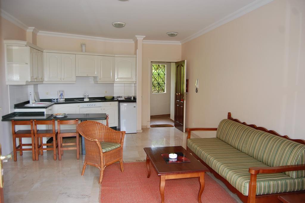 Apartamentos Borbalán y La Roseta