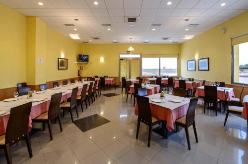 Hotel Castillo El Burgo