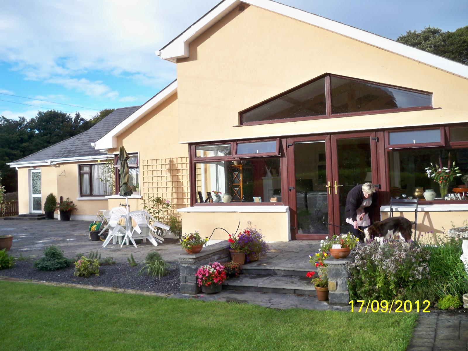 Castleview Farm Bed & Breakfast