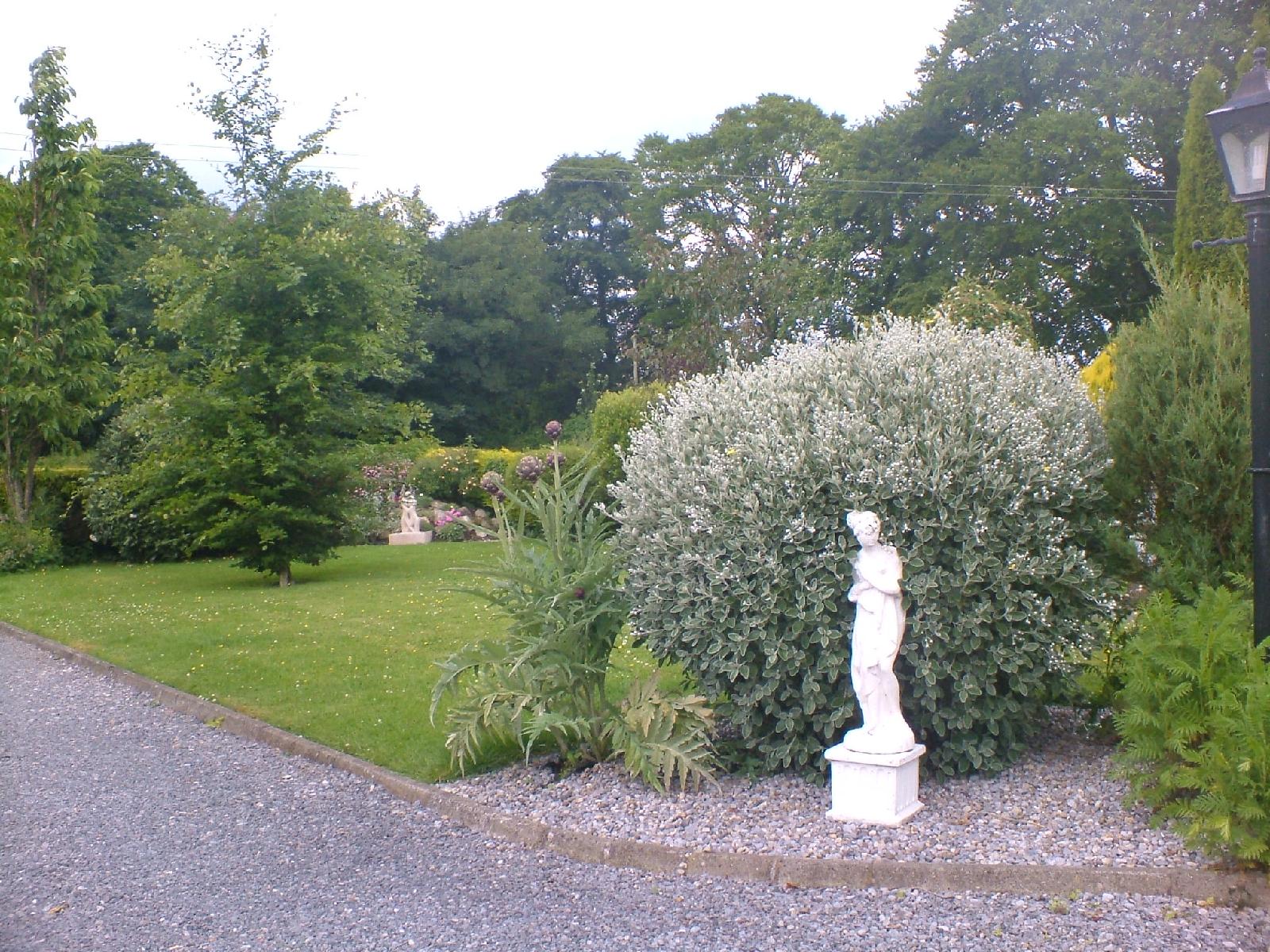 Castleview Farm Bed & Breakfast