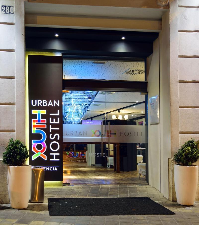 Urban Youth Hostel